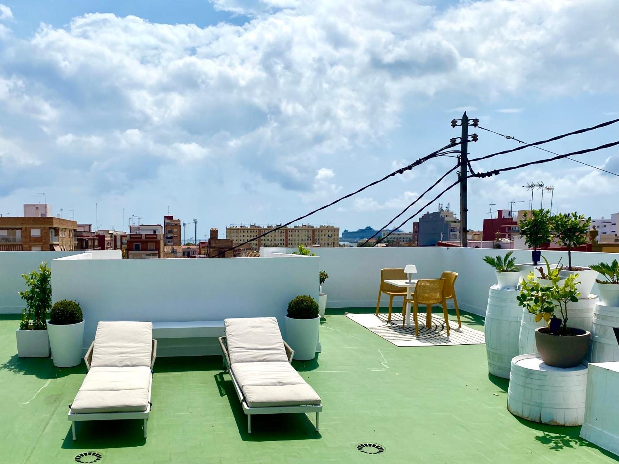 Habitacion En Playa Malvarrosa Con Bano Privado -No Ac- Valencia Exterior foto